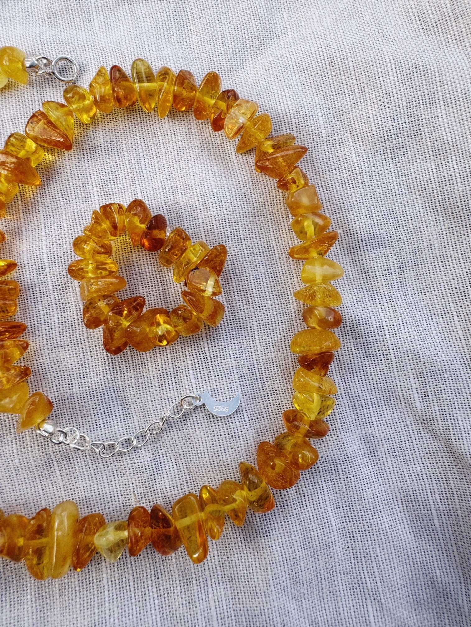 "Sun" kaklarota